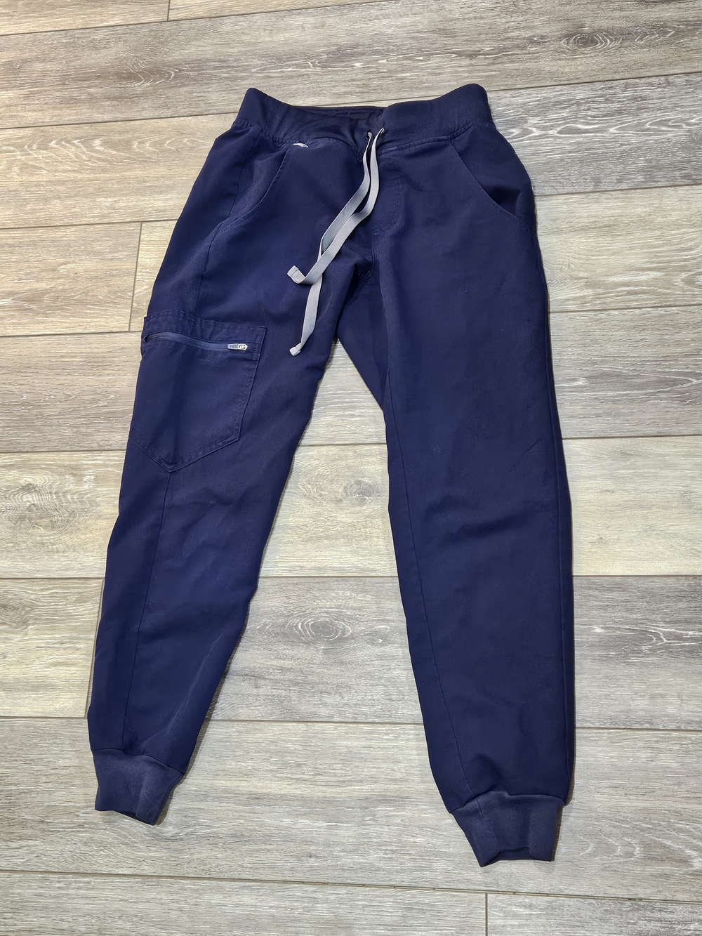 Figs Woman's Navy Jogger  Scrub Pants Size XXSmall Petite